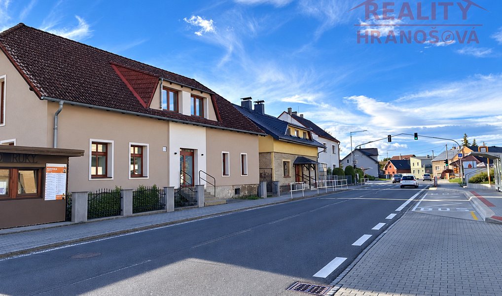 Pronájem bytu 2+kk 48 m², Dolní Benešov – náhled fotky 10