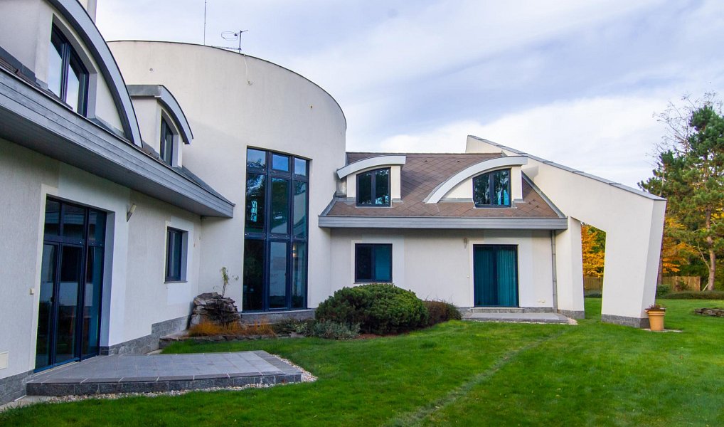 Prodej domu 807 m² s pozemkem 5 219 m², Říčany – náhled fotky 5