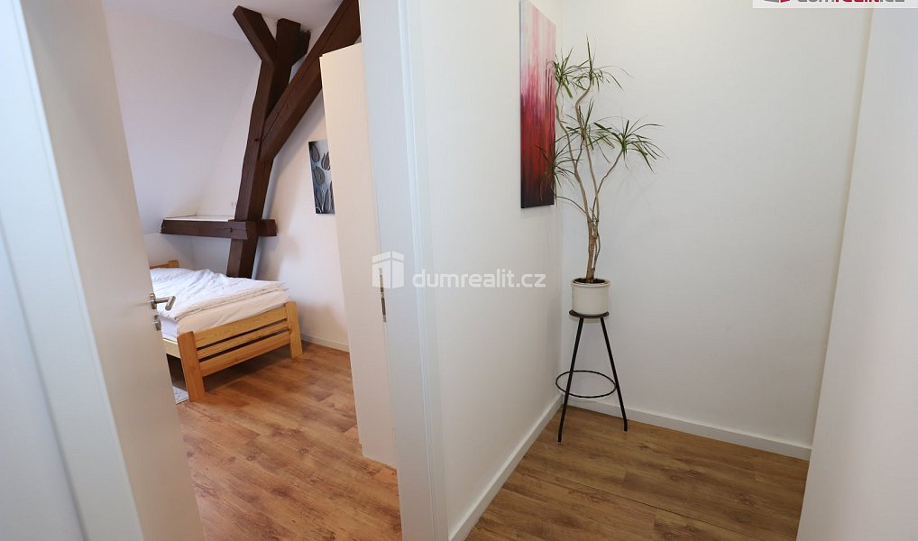 Prodej bytu 3+1 87 m², Cheb – náhled fotky 14