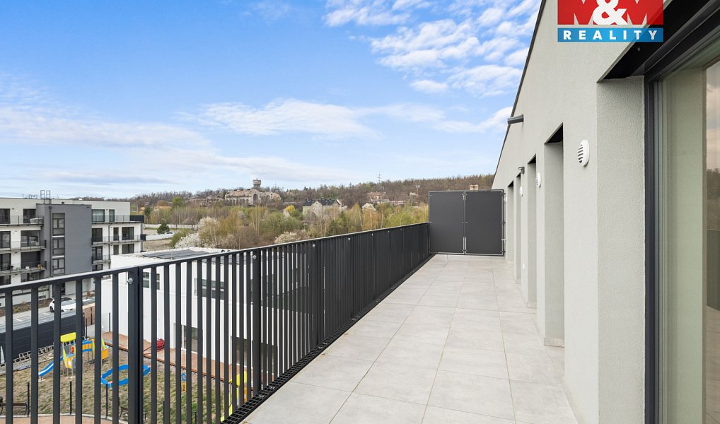 Prodej bytu 4+kk 87 m², Kladno – náhled fotky 2