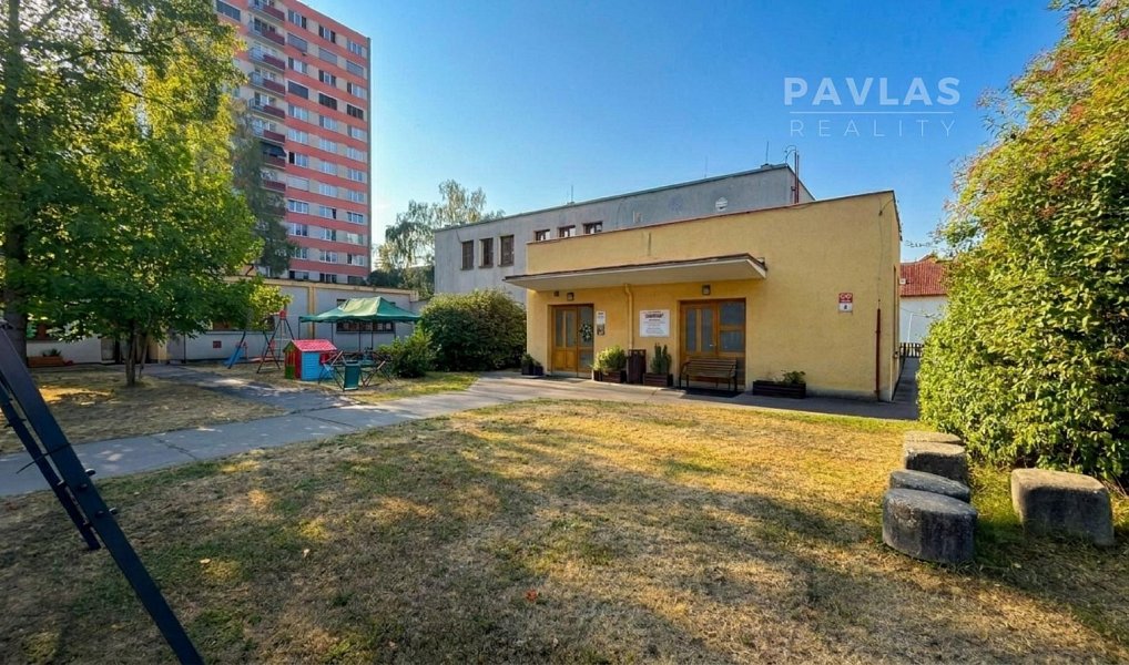 Pronájem obchodních prostor 1 000 m², České Budějovice – náhled fotky 3