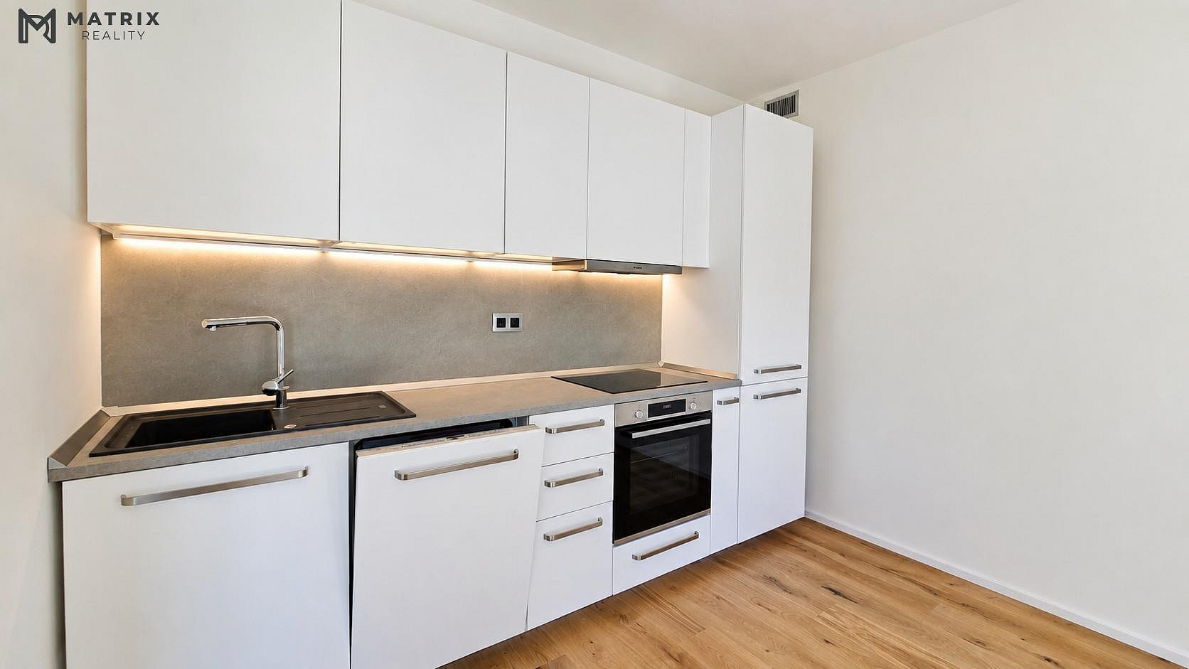Pronájem bytu 2+kk 52 m² – fotografie 3