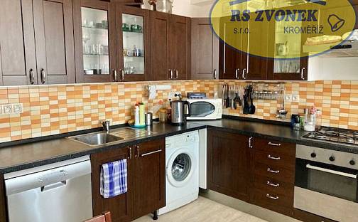 Pronájem bytu 2+1 57 m², Nádražní, Chropyně, okres Kroměříž