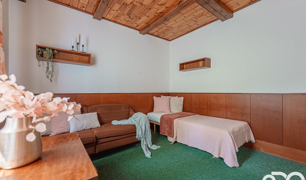 Prodej ubytovacího objektu 906 m², Rokytnice nad Jizerou – náhled fotky 21