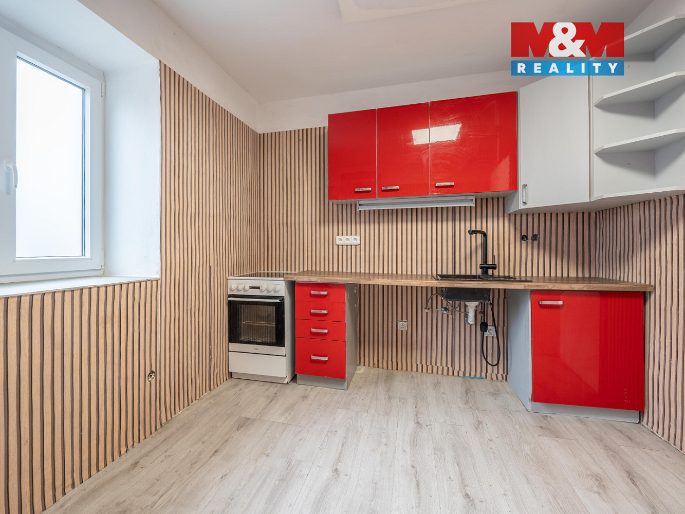 Prodej domu 150 m² s pozemkem 856 m² — photo 2