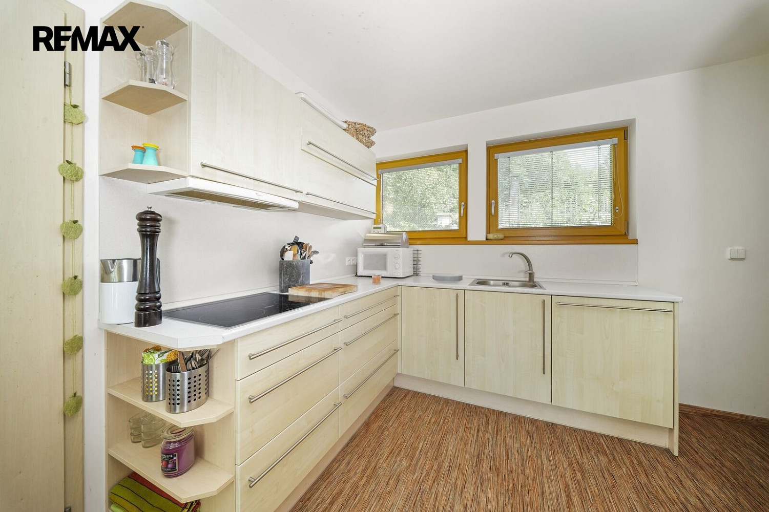 Prodej domu 80 m² s pozemkem 701 m² – fotografie 3