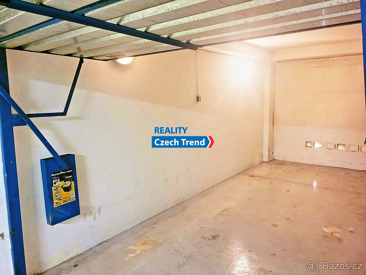 Prodej zděné garáže 14 m2 v parkovacím domě Okružní, Olomouc – fotografie 2