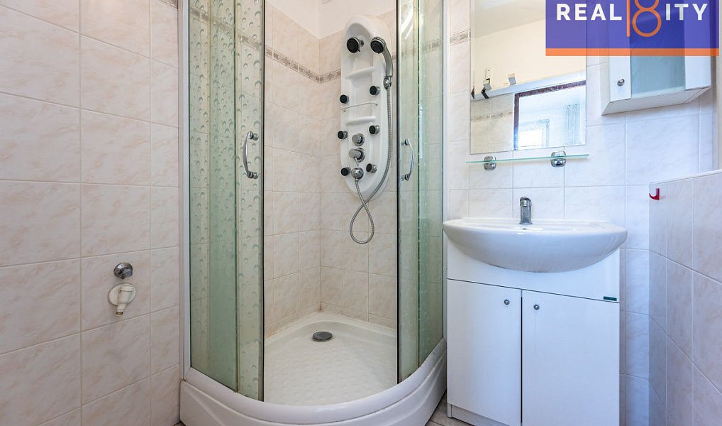 Prodej bytu 3+1 77 m², Praha – náhled fotky 6