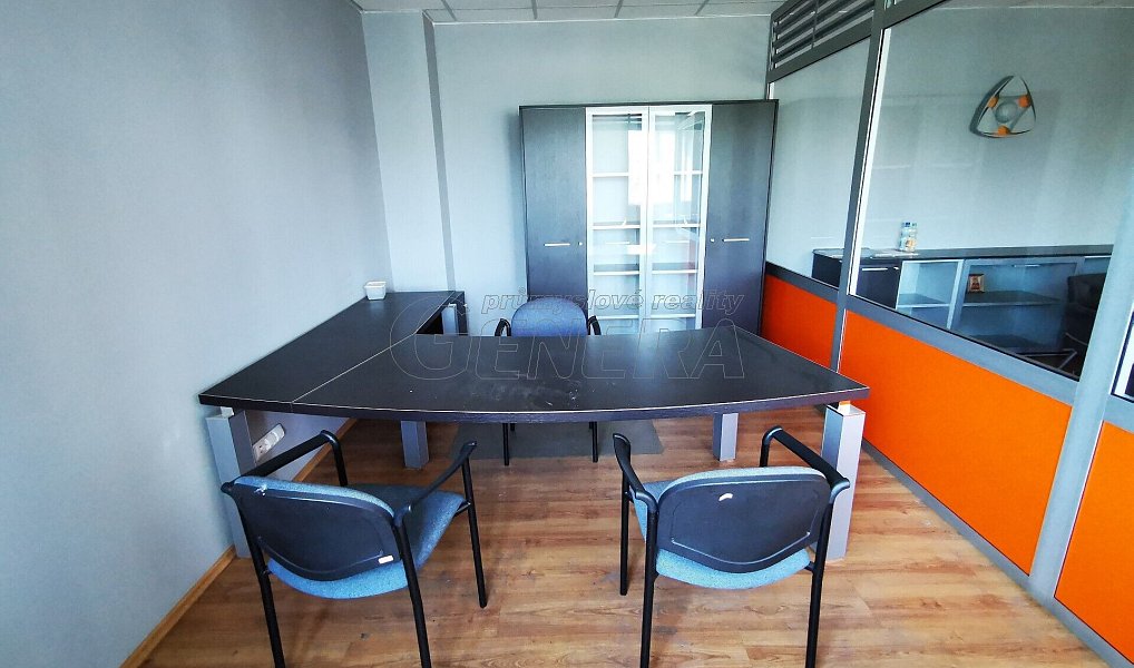 Prodej výrobních prostor 5 050 m², Kadaň – náhled fotky 14