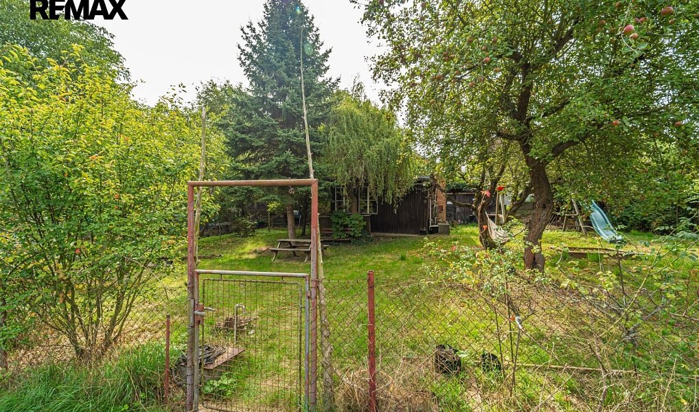 Prodej zahrady 489 m², Praha – náhled fotky 8