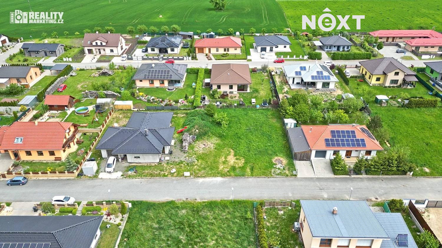 Prodej stavebního pozemku 738 m² – fotografie 2