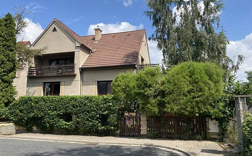 Prodej domu 180 m² s pozemkem 820 m², Radim, okres Kolín