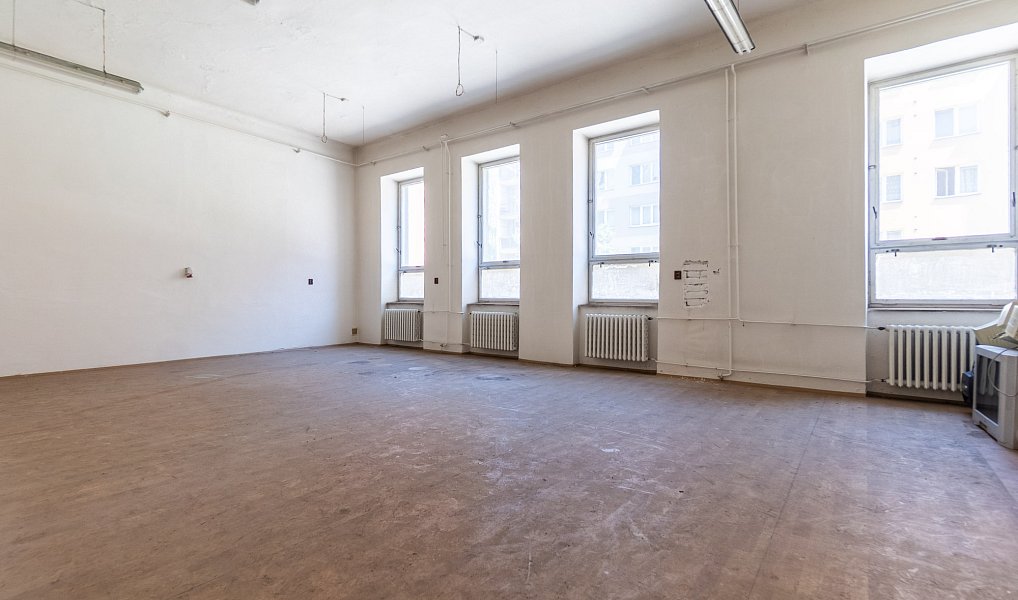 Prodej ubytovacího objektu 1 254 m², Ostrava – náhled fotky 6