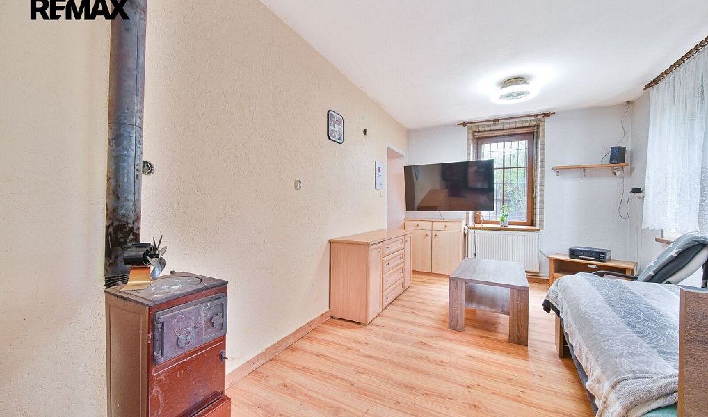 Prodej domu 320 m² s pozemkem 209 m², Hranice – náhled fotky 8