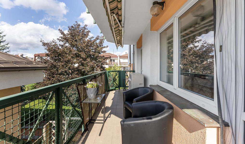 Prodej bytu 4+1 115 m², Praha – náhled fotky 3