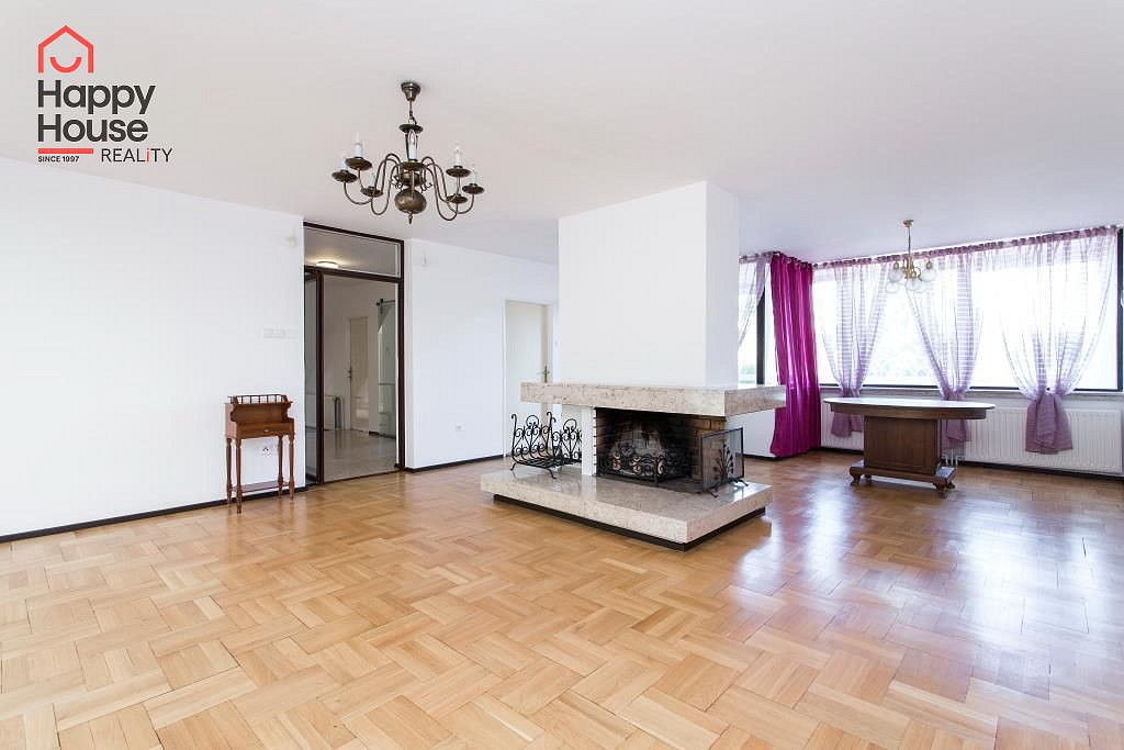 Pronájem domu 240 m² s pozemkem 820 m² – fotografie 4
