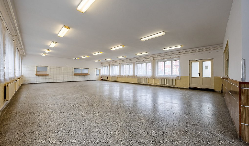 Pronájem kanceláře 648 m², Veselí nad Moravou – náhled fotky 32