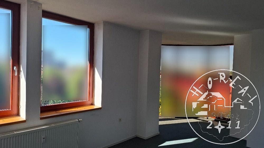 Pronájem obchodních prostor 27 m² – fotografie 3