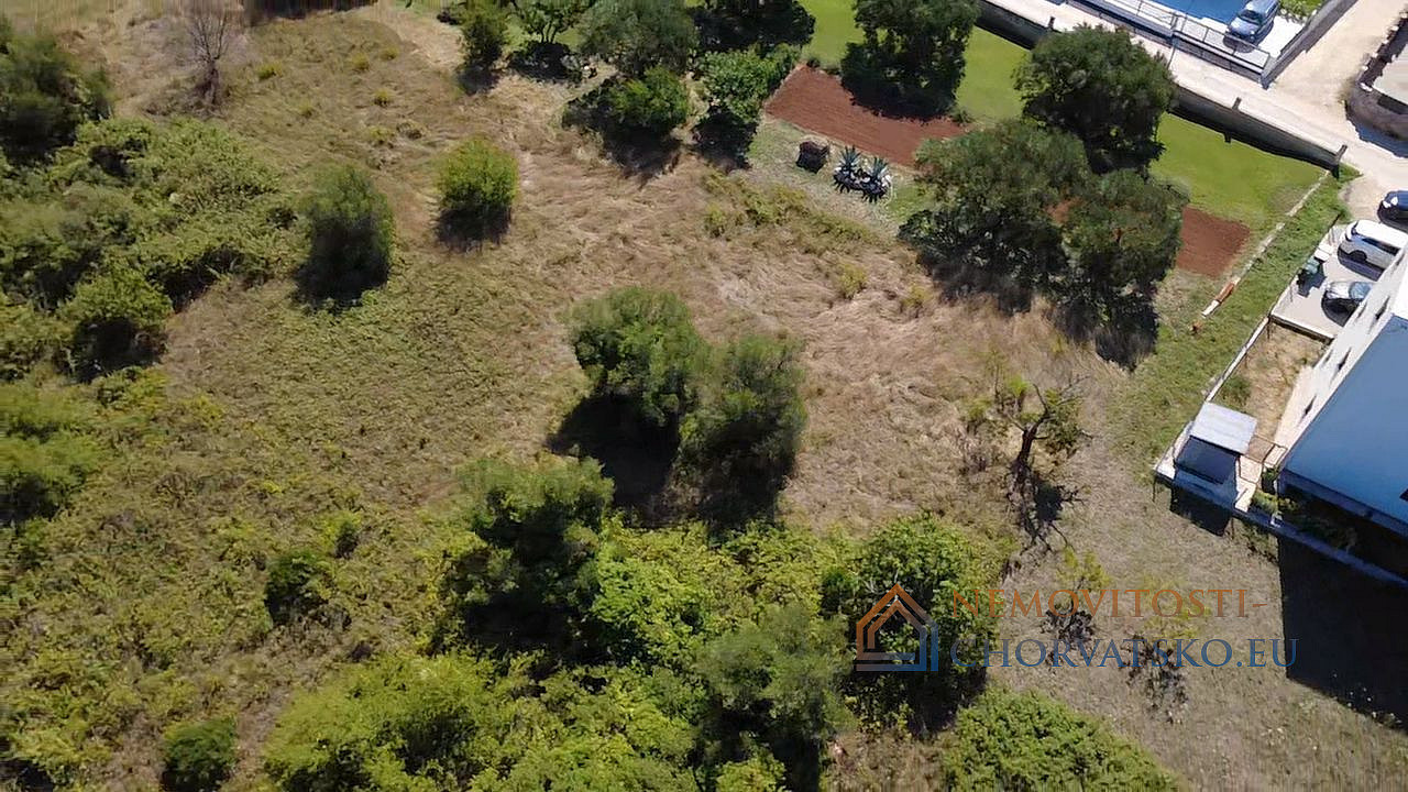 Pozemek 379 m2m², Sukošan – pohled 4
