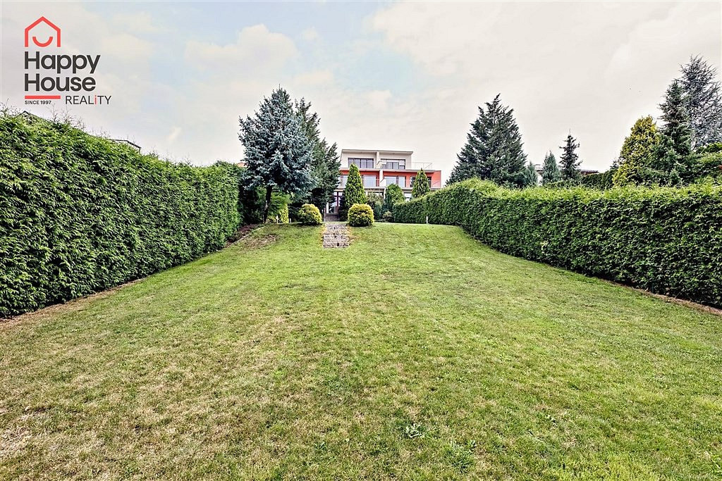 Pronájem domu 260 m² s pozemkem 1 000 m² — photo 3