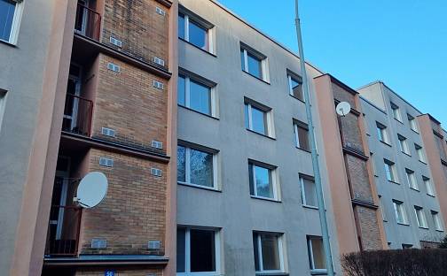 Prodej bytu 3+1 70 m², Tolstého, Ústí nad Labem - Střekov