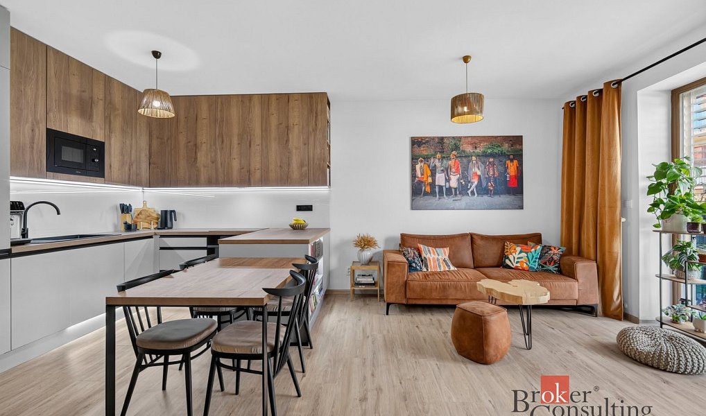 Prodej bytu 3+kk 78 m², Holubice – náhled fotky 2