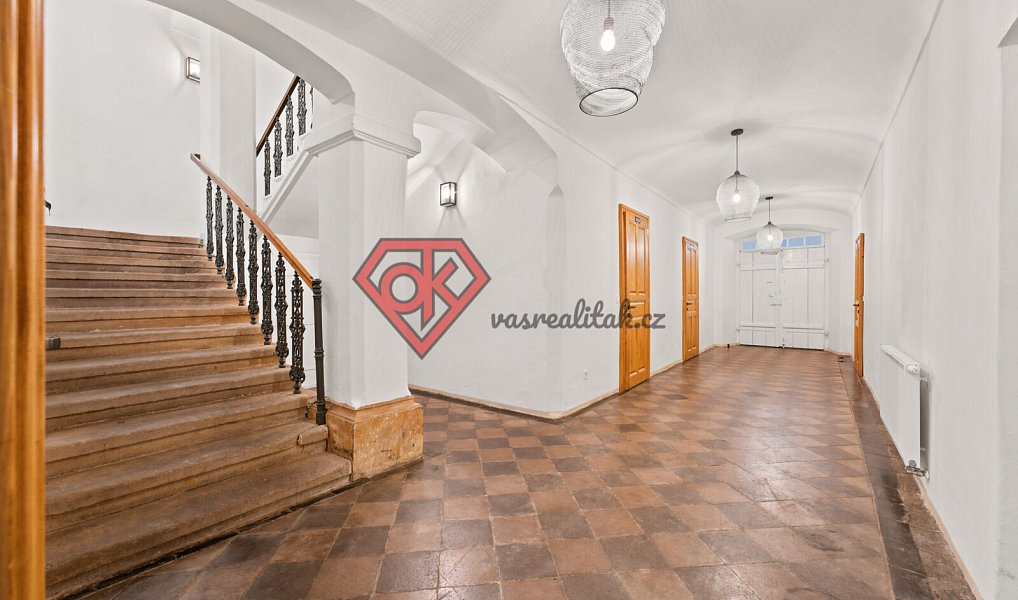 Prodej domu 448 m² s pozemkem 1 653 m², Králíky – náhled fotky 10