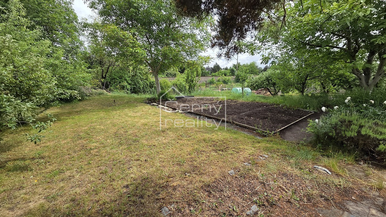 Prodej stavebního pozemku 1 081 m²