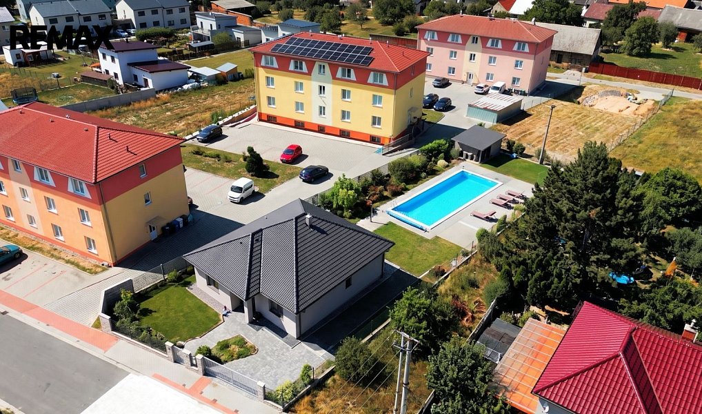 Prodej stavebního pozemku 1 235 m², Přáslavice – náhled fotky 3
