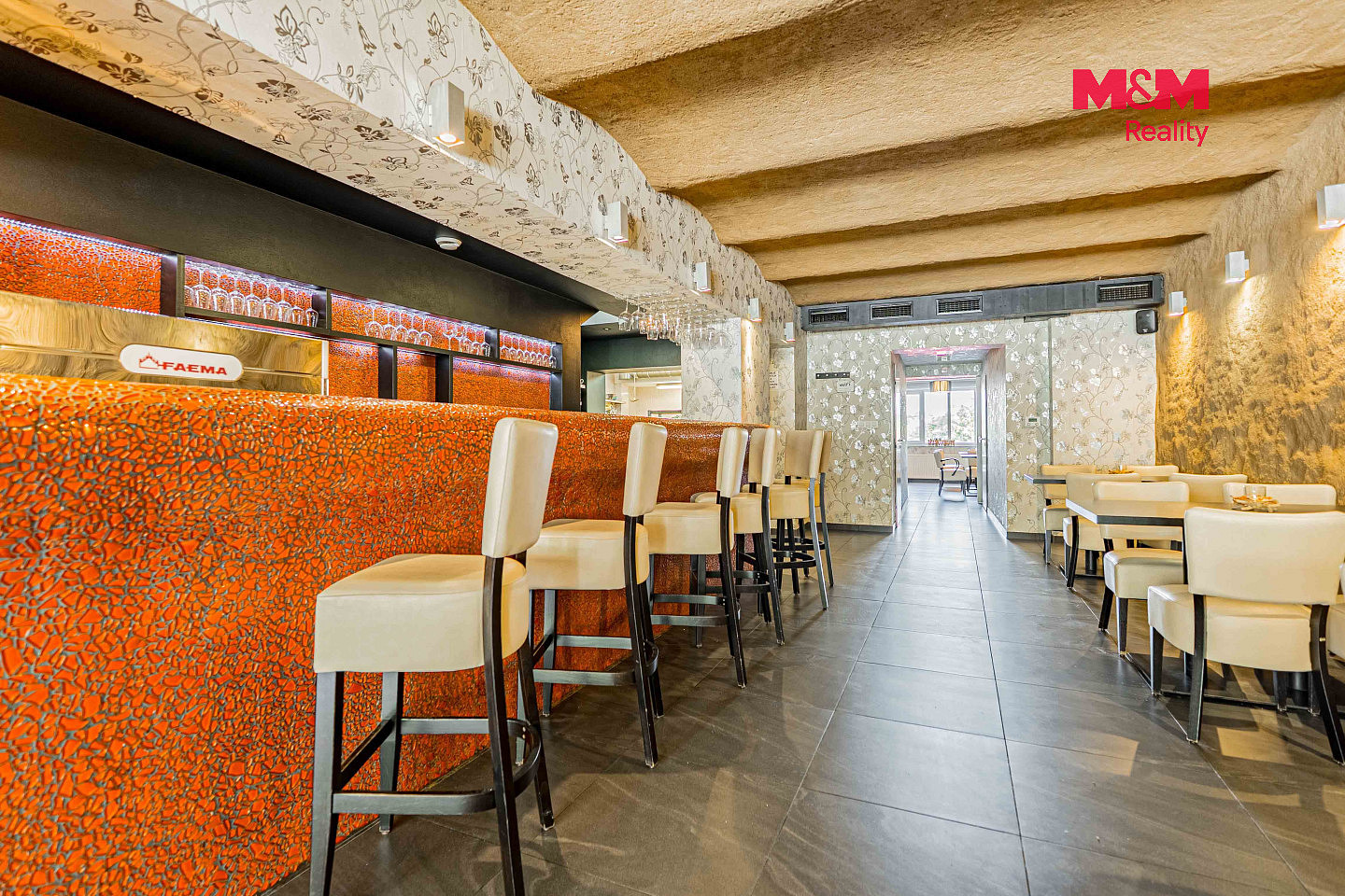 Prodej restaurace 350 m² – fotografie 3