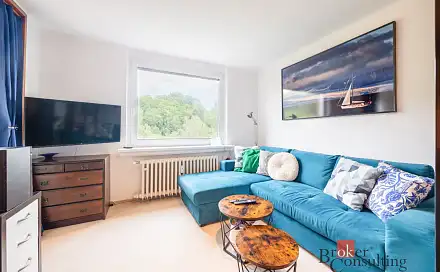 Pronájem bytu 1+kk 38 m², Na Petynce, Praha 6 - Střešovice