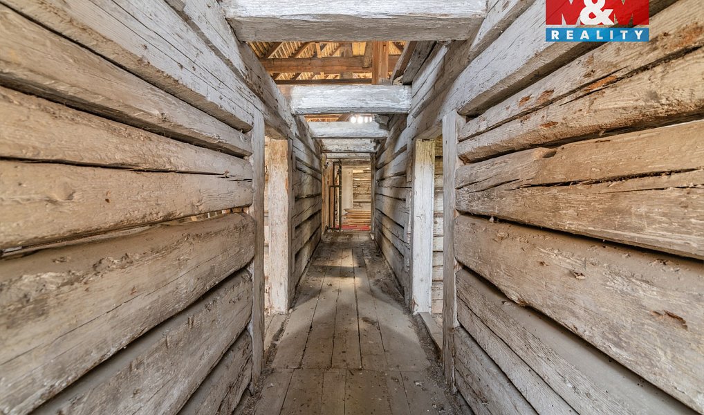 Prodej domu 362 m² s pozemkem 911 m², Stružnice – náhled fotky 27