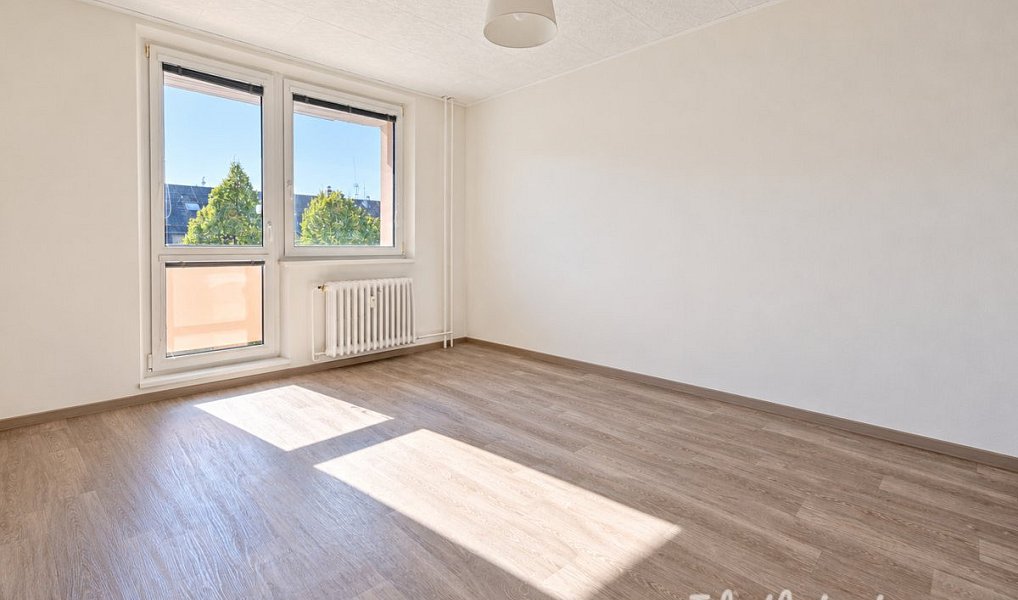 Pronájem bytu 3+1 80 m², Rosice – náhled fotky 11