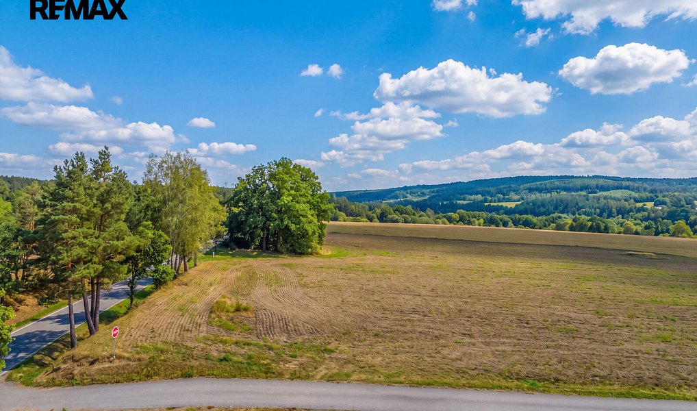 Prodej stavebního pozemku 4 011 m², Chrášťany – náhled fotky 5