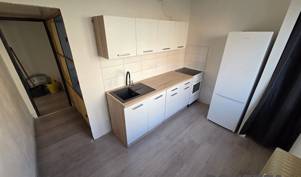 Pronájem bytu 3+1 61 m², Hořice – náhled fotky 10