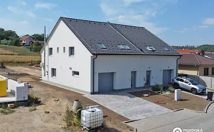 Prodej domu 171 m² s pozemkem 555 m², Ivančice - Hrubšice, okres Brno-venkov