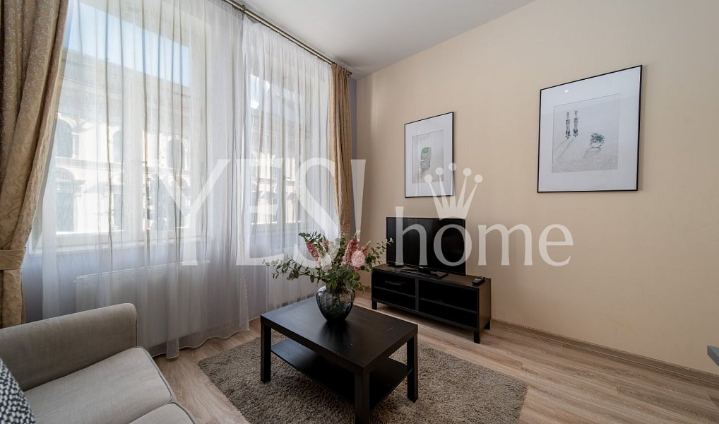 Pronájem bytu 2+kk 40 m², Praha – náhled fotky 2