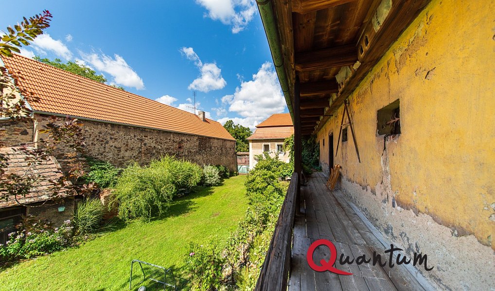 Prodej domu 180 m² s pozemkem 1 906 m², Dolany nad Vltavou – náhled fotky 25