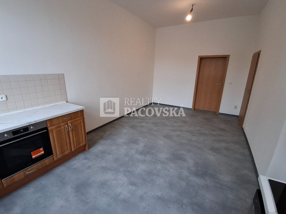 Pronájem bytu 2+kk 65 m² – fotografie 5