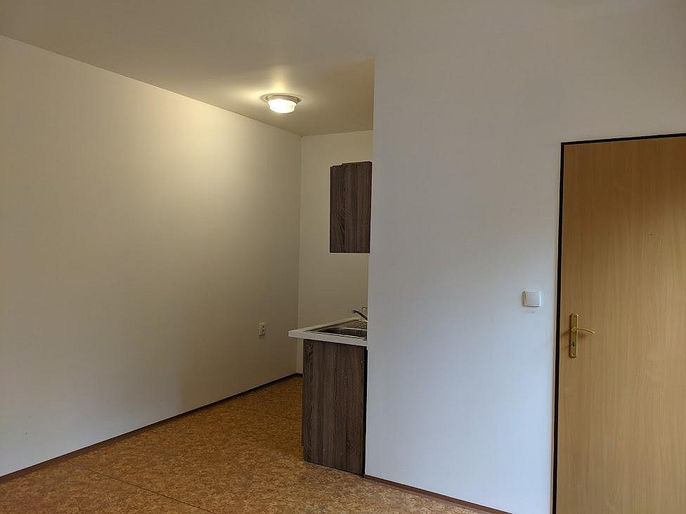 Pronájem chaty/chalupy 198 m² s pozemkem 198 m² — photo 3