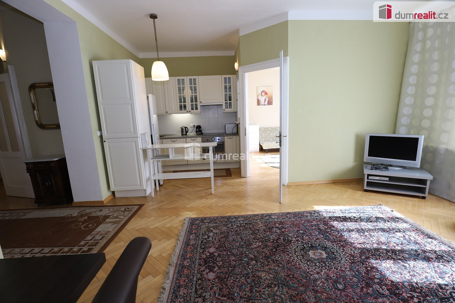 Pronájem bytu 4+kk 145 m² — photo 3