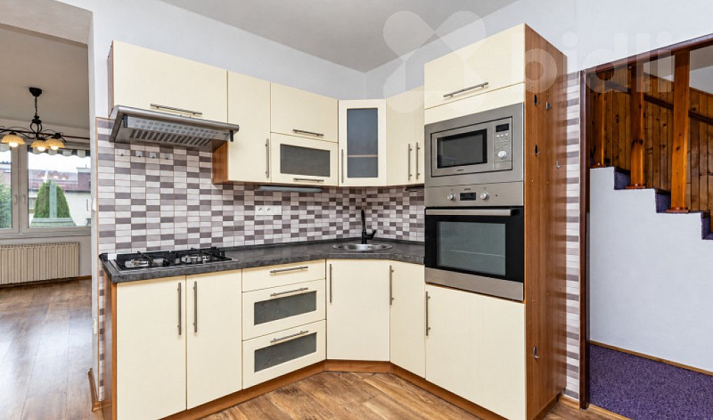Prodej domu 157 m² s pozemkem 201 m², Dvůr Králové nad Labem – náhled fotky 8