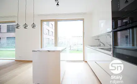 Pronájem bytu 3+kk 94 m²
