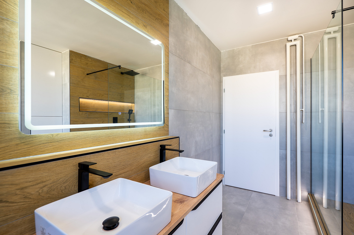 3 rooms, 74.0 m² in Frydek_Mistek