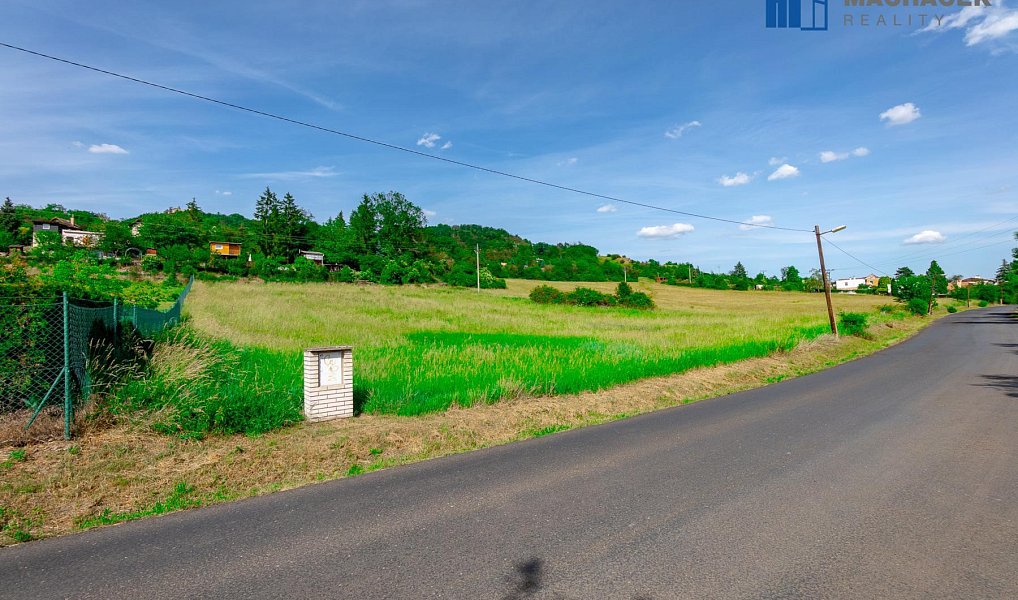 Prodej stavebního pozemku 3 430 m², Bystřany – náhled fotky 38