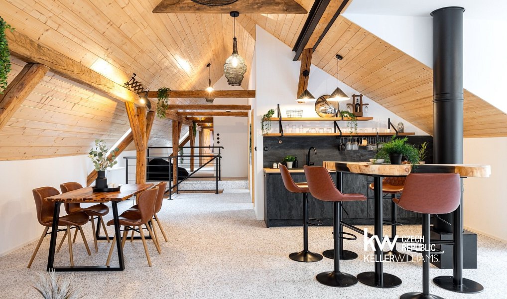 Prodej domu 271 m² s pozemkem 3 312 m², Křeč – náhled fotky 22