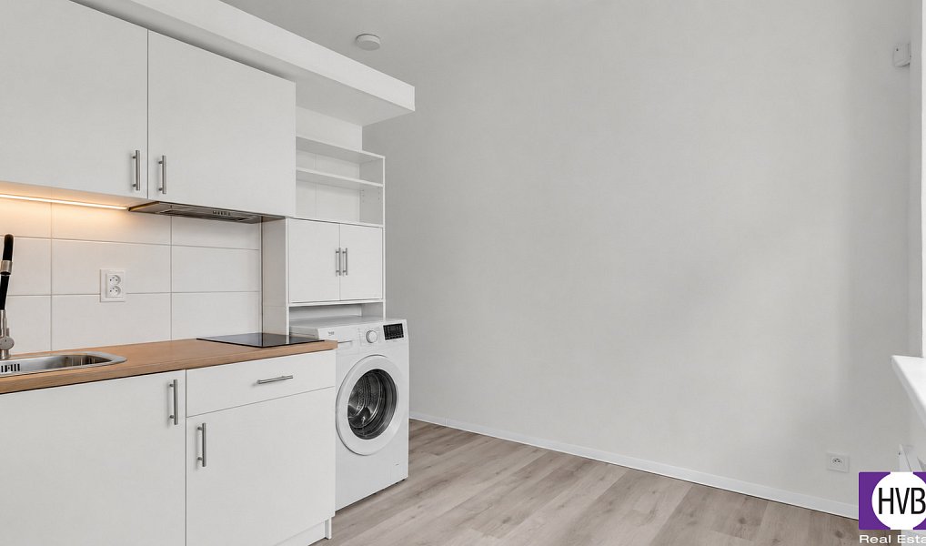 Prodej bytu 1+kk 17 m², Praha – náhled fotky 7