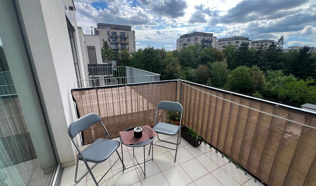 Prodej bytu 1+kk 42 m², Praha – náhled fotky 28