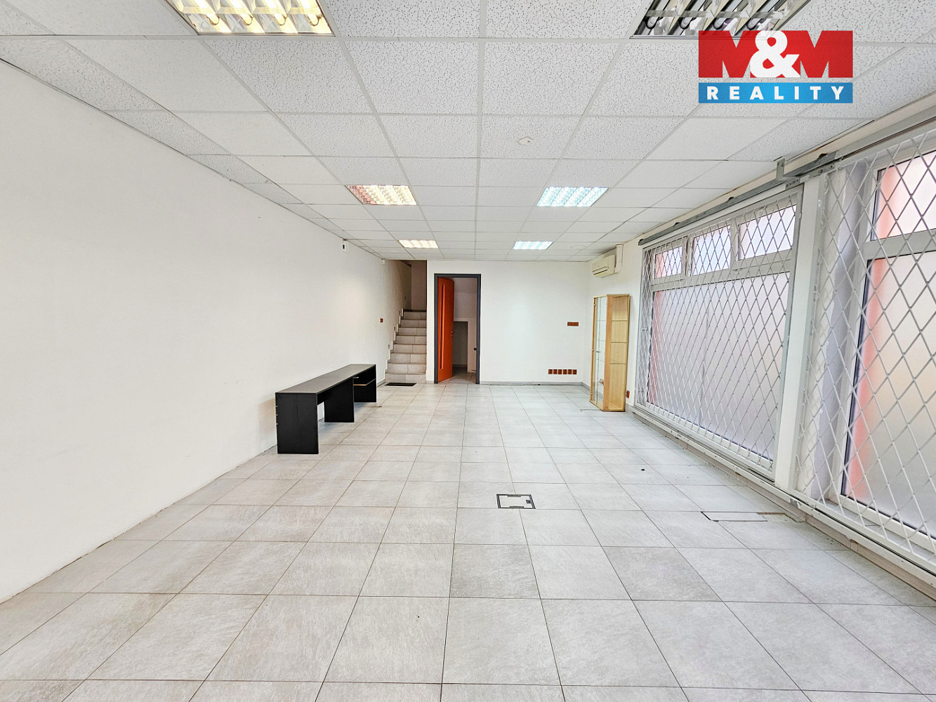 Pronájem obchodních prostor 95 m² — photo 3