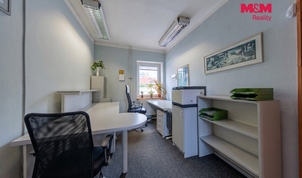 Prodej skladovacích prostor 900 m², Karlovy Vary – náhled fotky 11